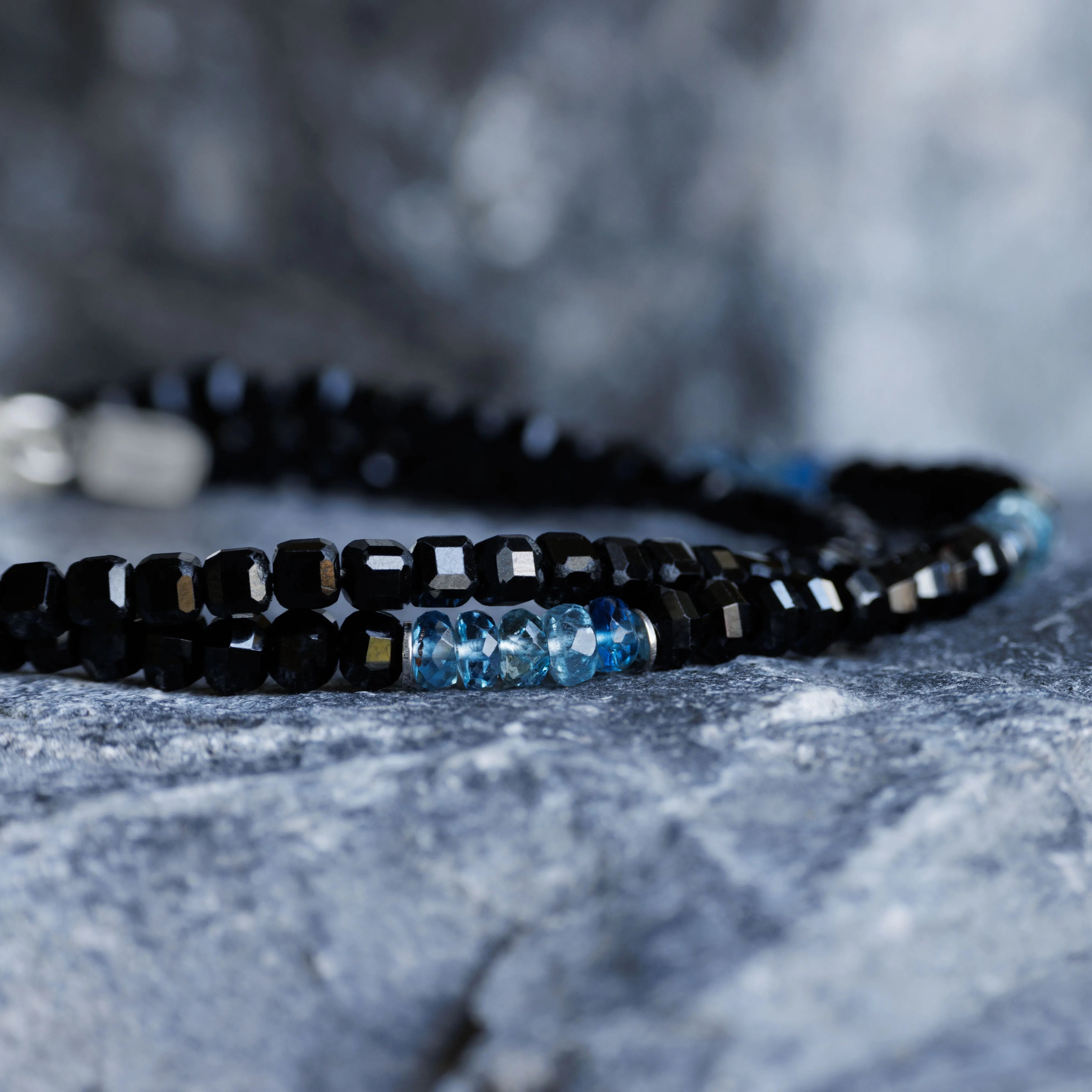 Aquamarine - Black Spinel Bracelet III (3-4mm)