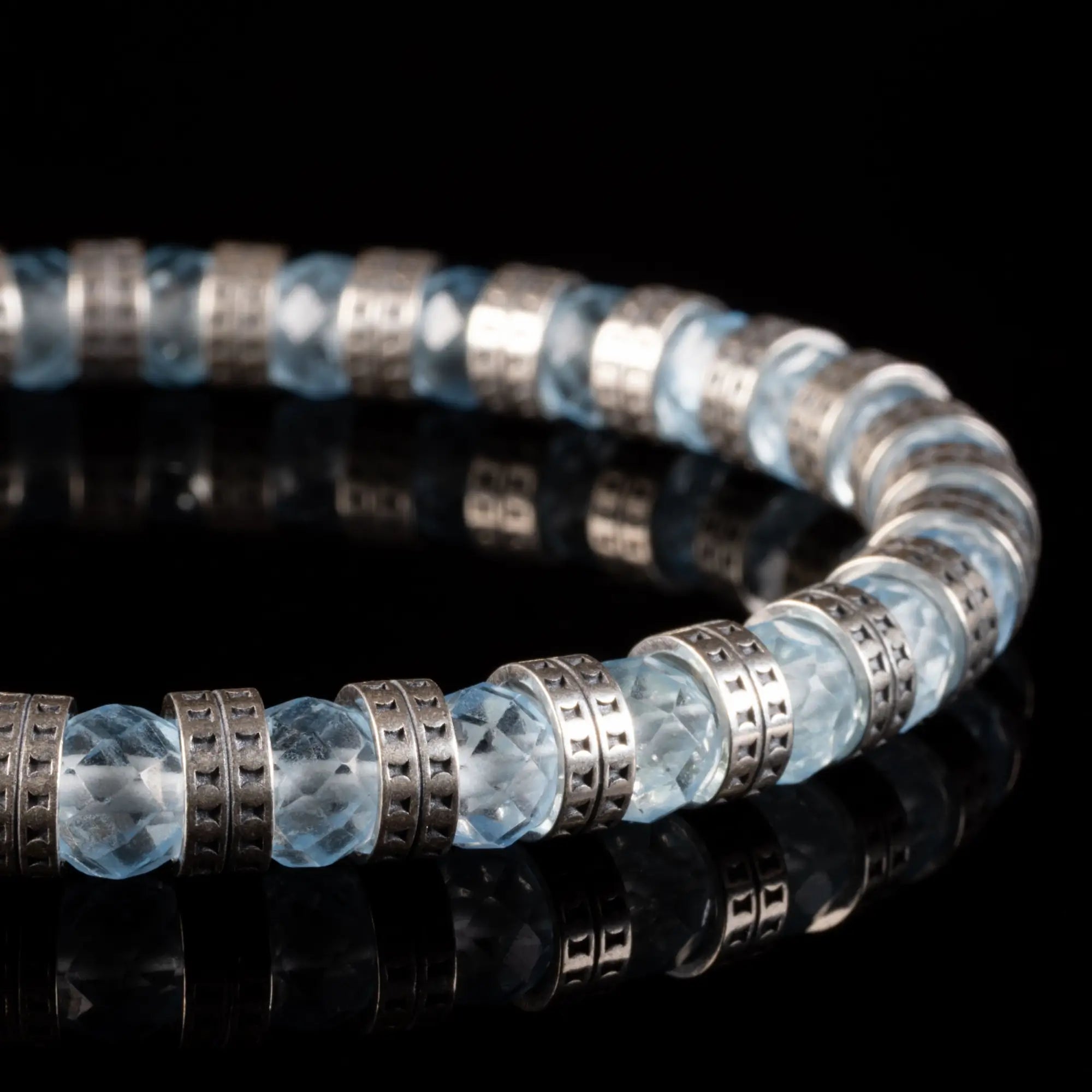 Armored Swiss Blue Topaz Bracelet I (6mm)