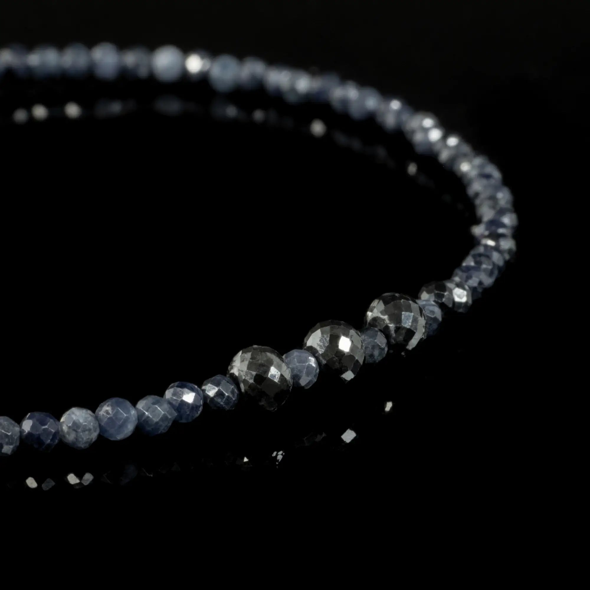 Black Diamond - Sapphire Bracelet 1.5 carat (2-4mm)