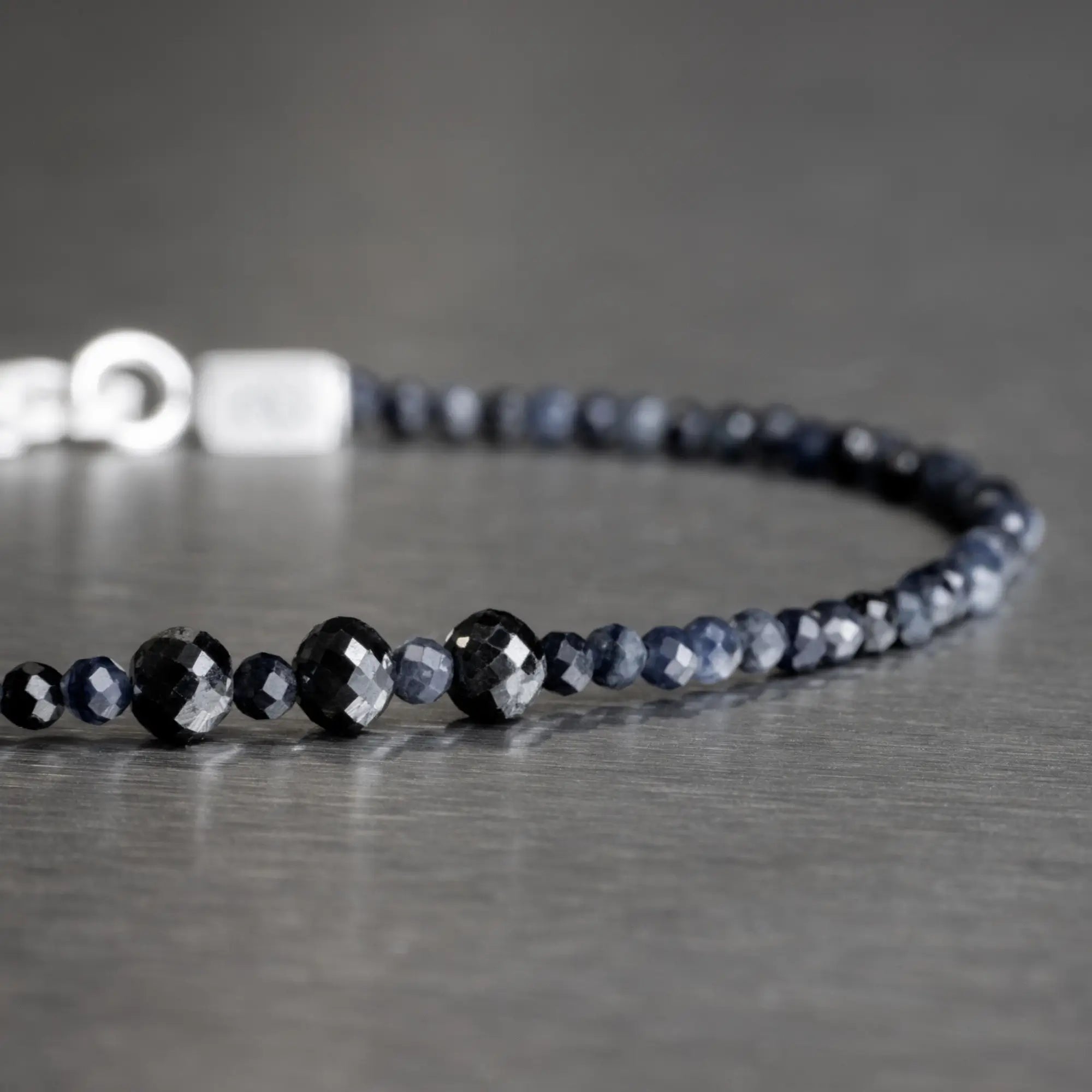 Black Diamond - Sapphire Bracelet 1.5 carat (2-4mm)