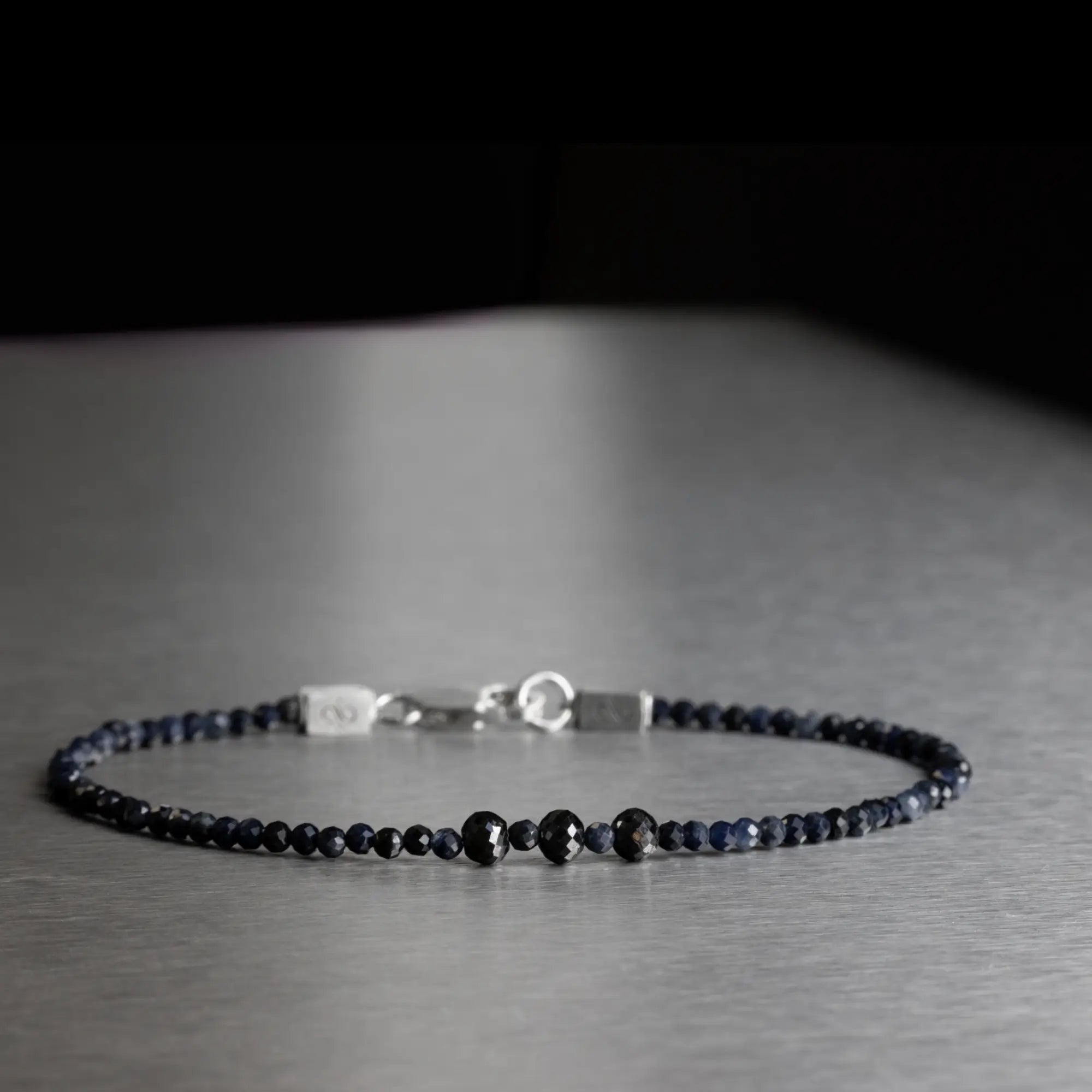 Black Diamond - Sapphire Bracelet 1.5 carat (2-4mm)