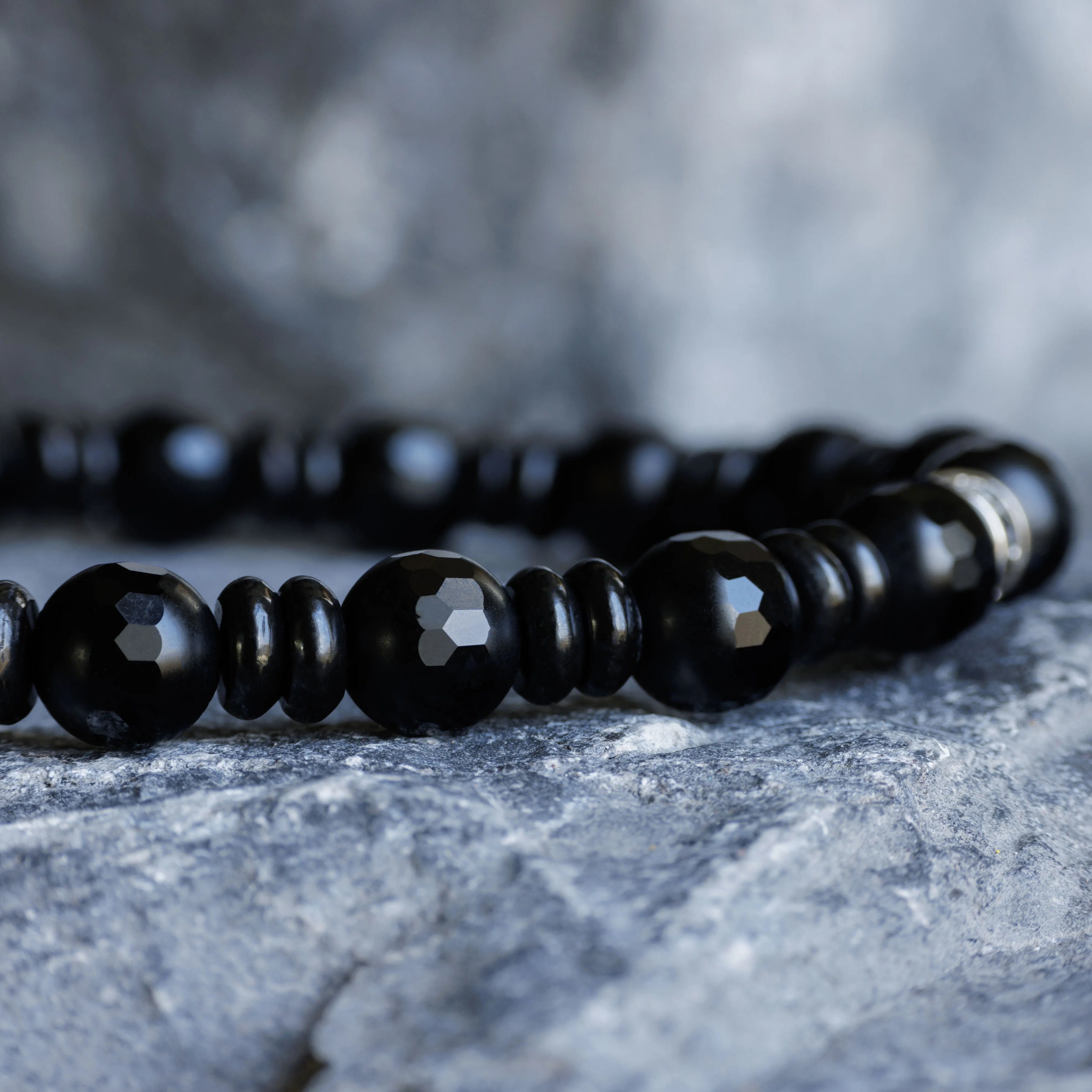 Black Onyx - Shungite Bracelet I (6-8mm)