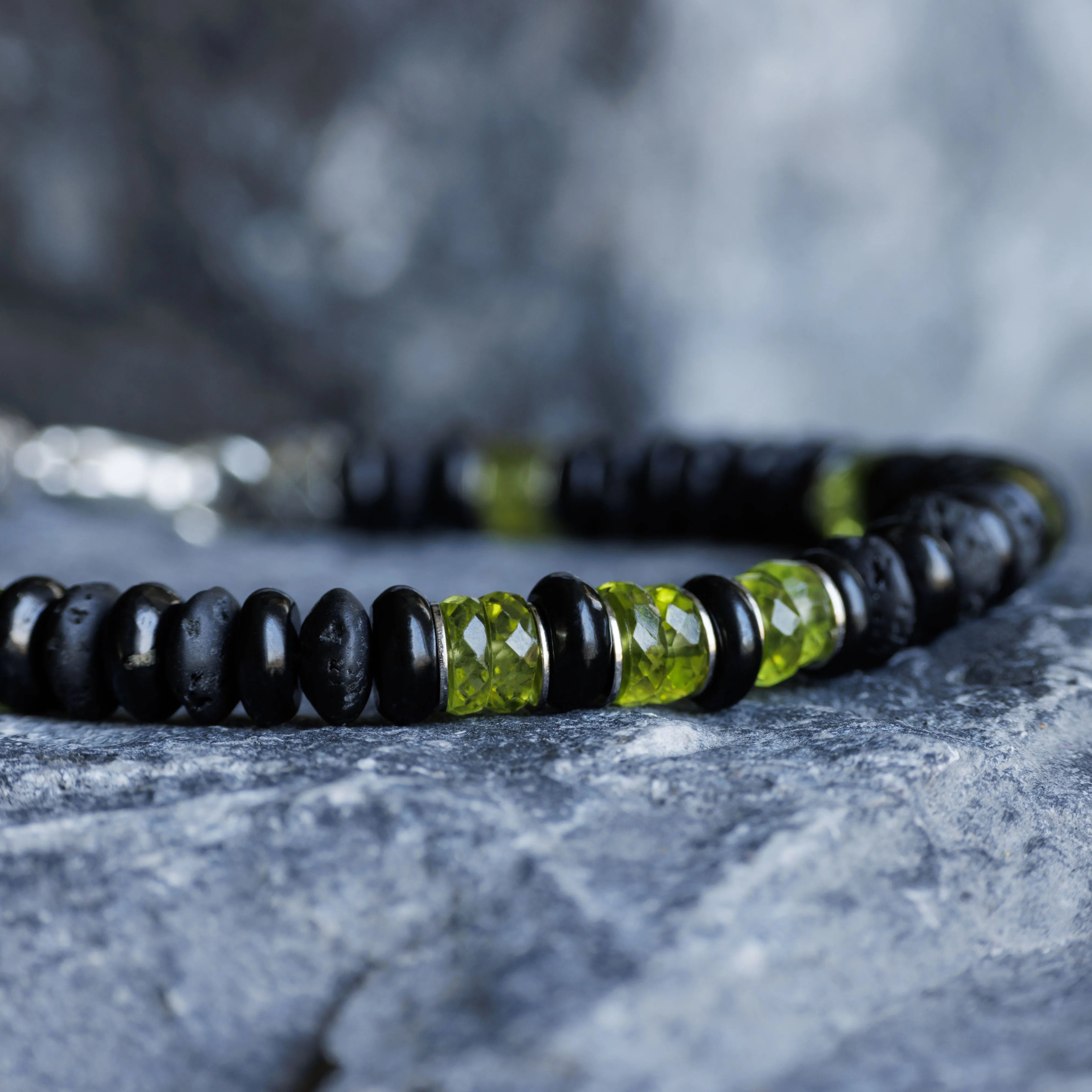 Peridot - Black Bracelet I (5-6mm)
