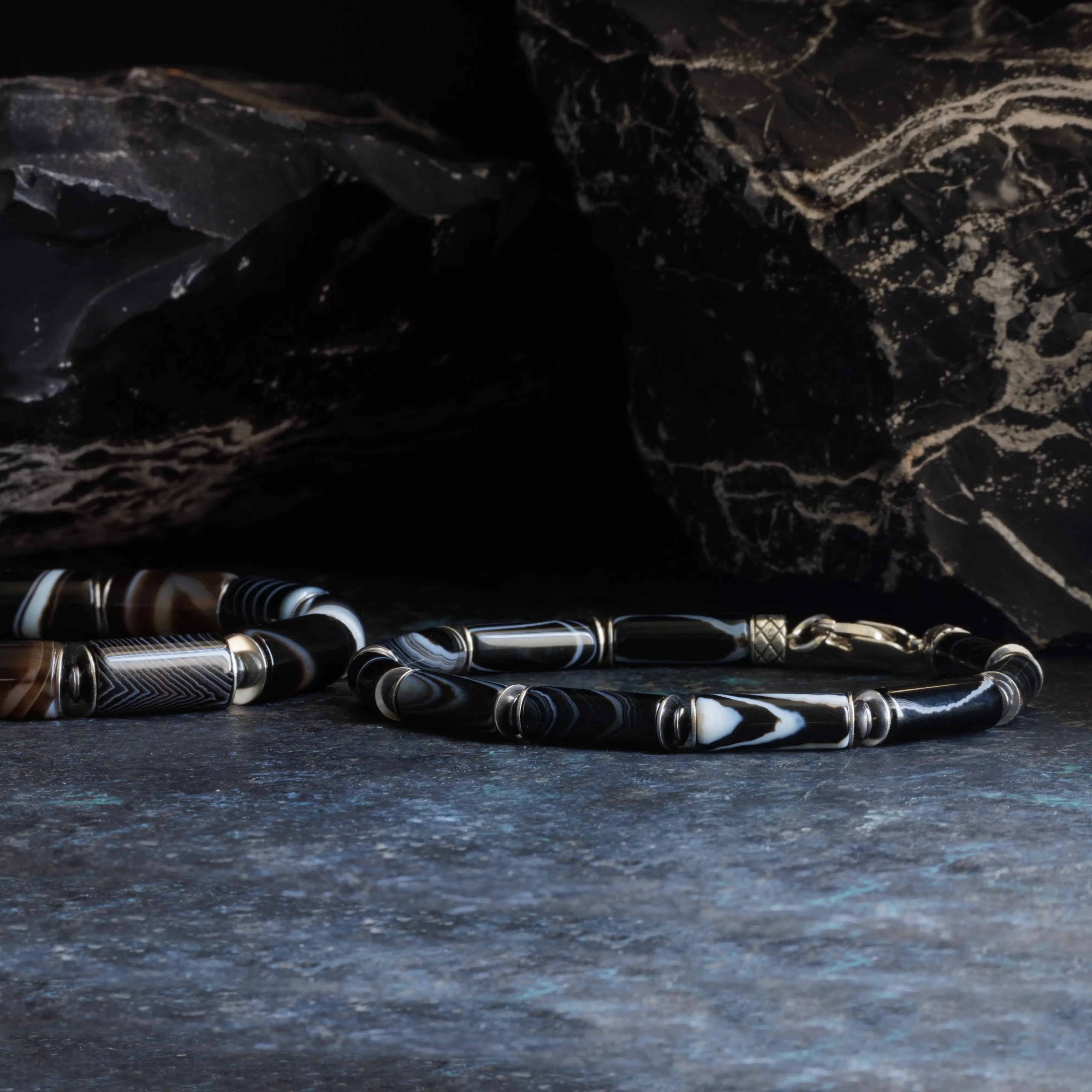 Tuxedo Agate Bracelet II (6mm)