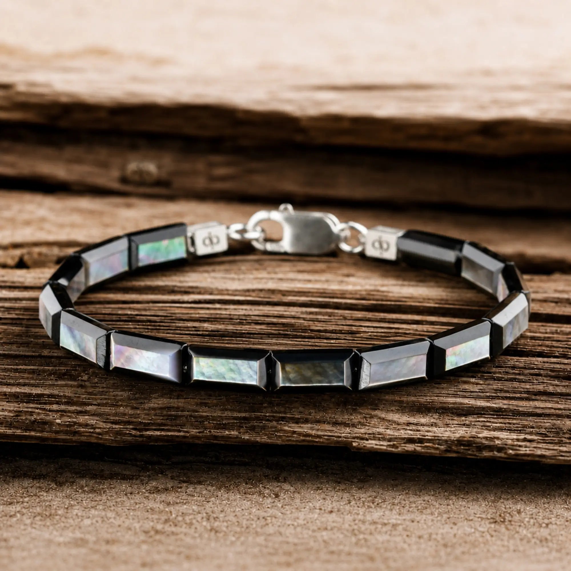 Black Lip Oyster Bracelet III (13x6mm)