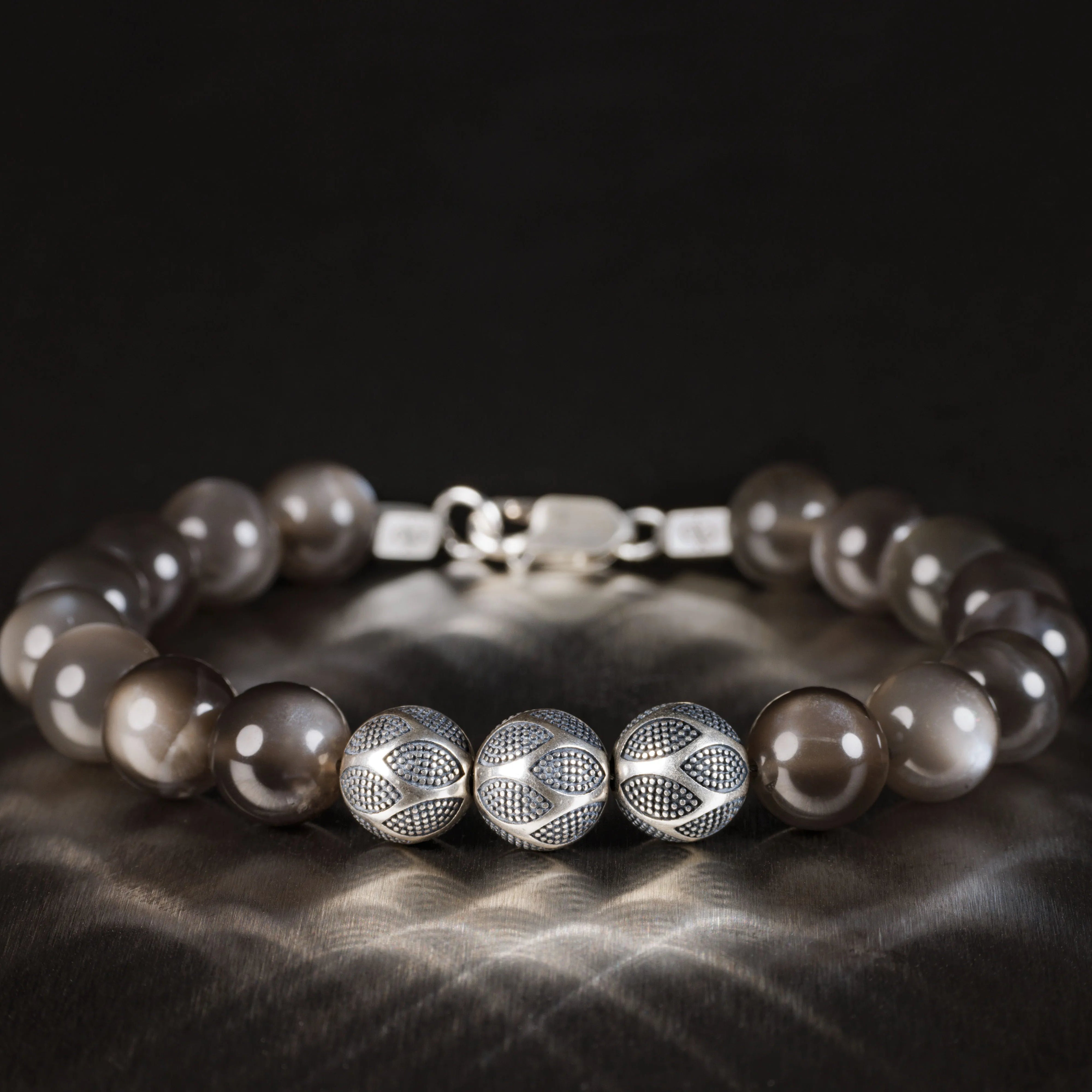 Black Moonstone Nascor Bracelet I (10mm)