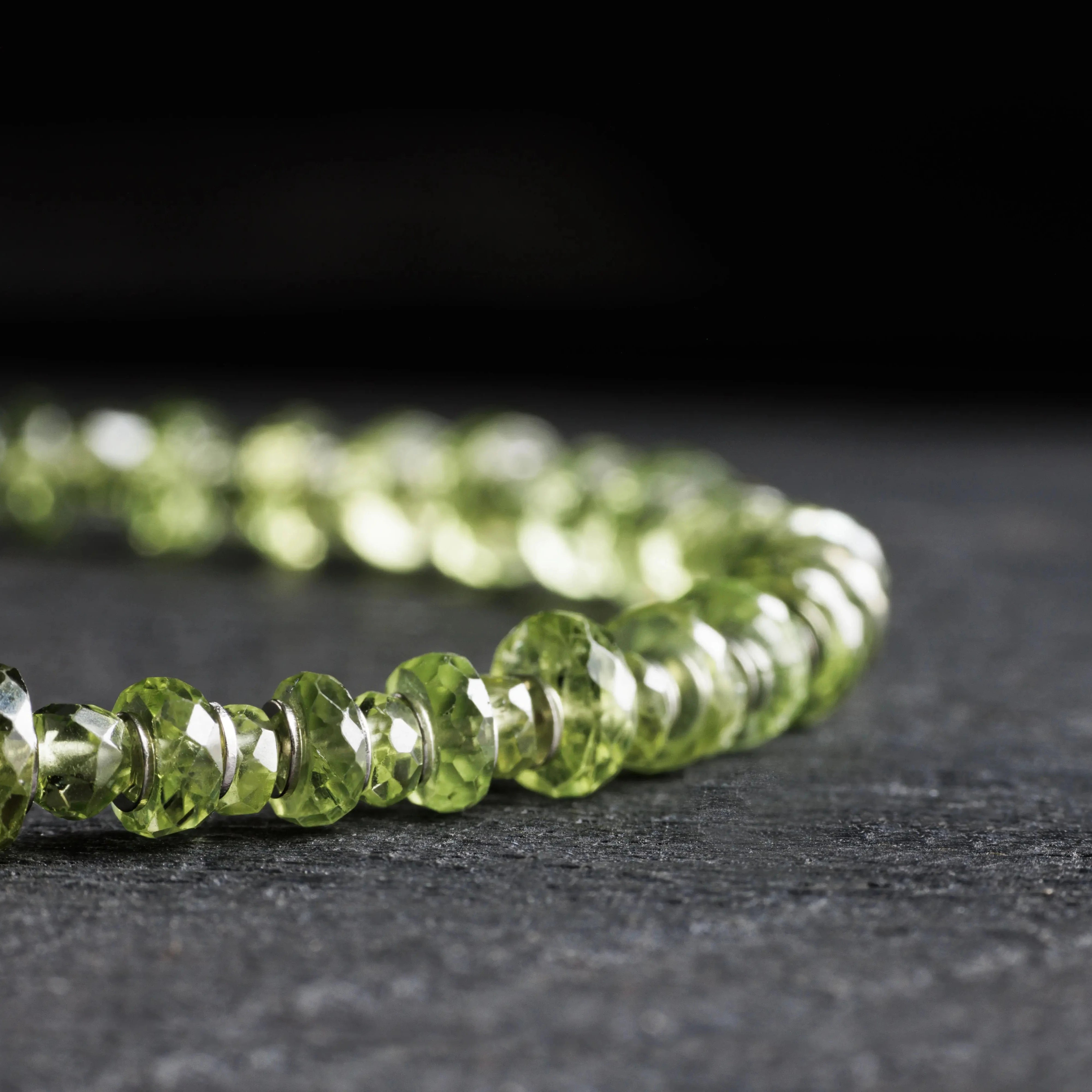 Peridot Bracelet X (4-7mm)