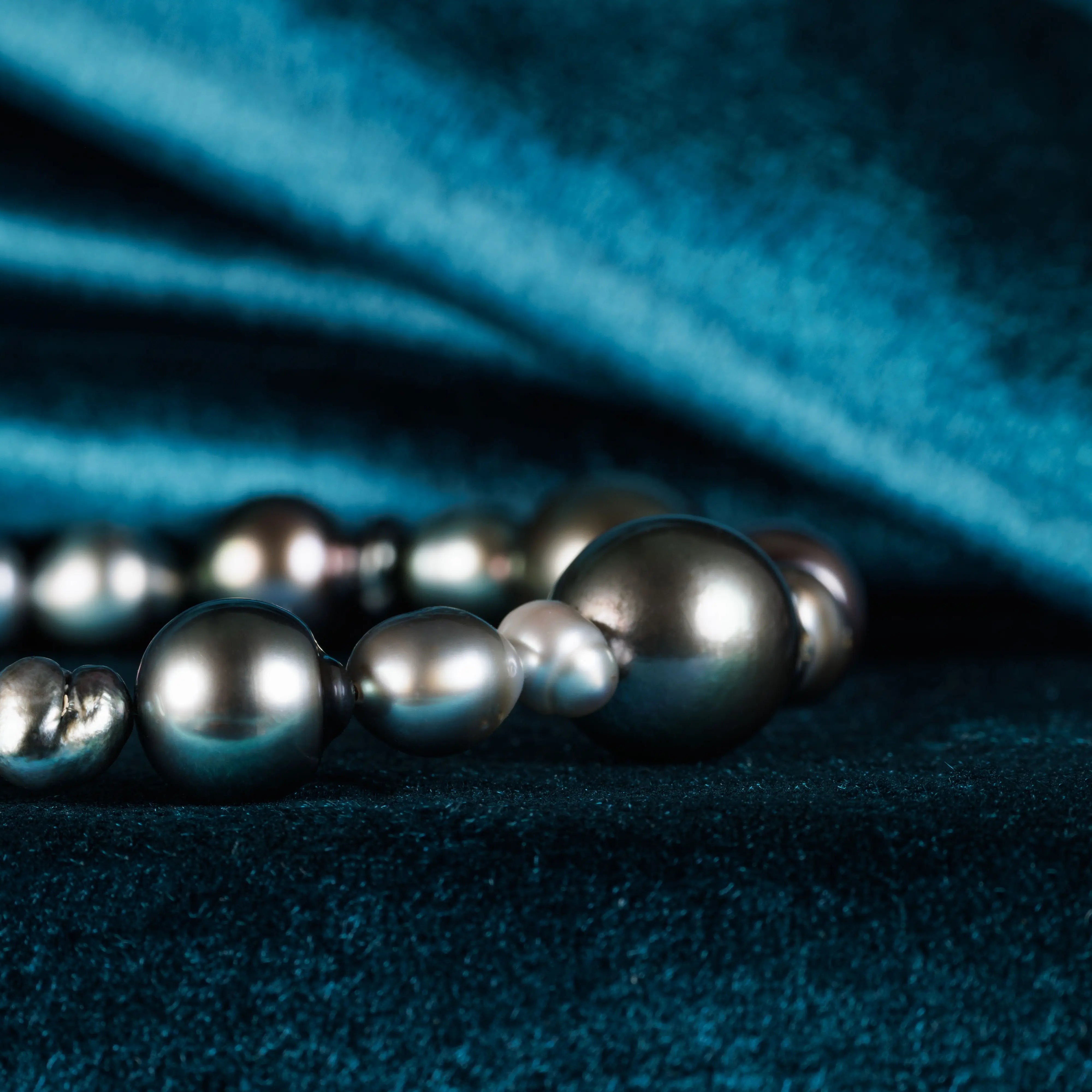 Tahiti Pearl Bracelet IX (4-11mm)